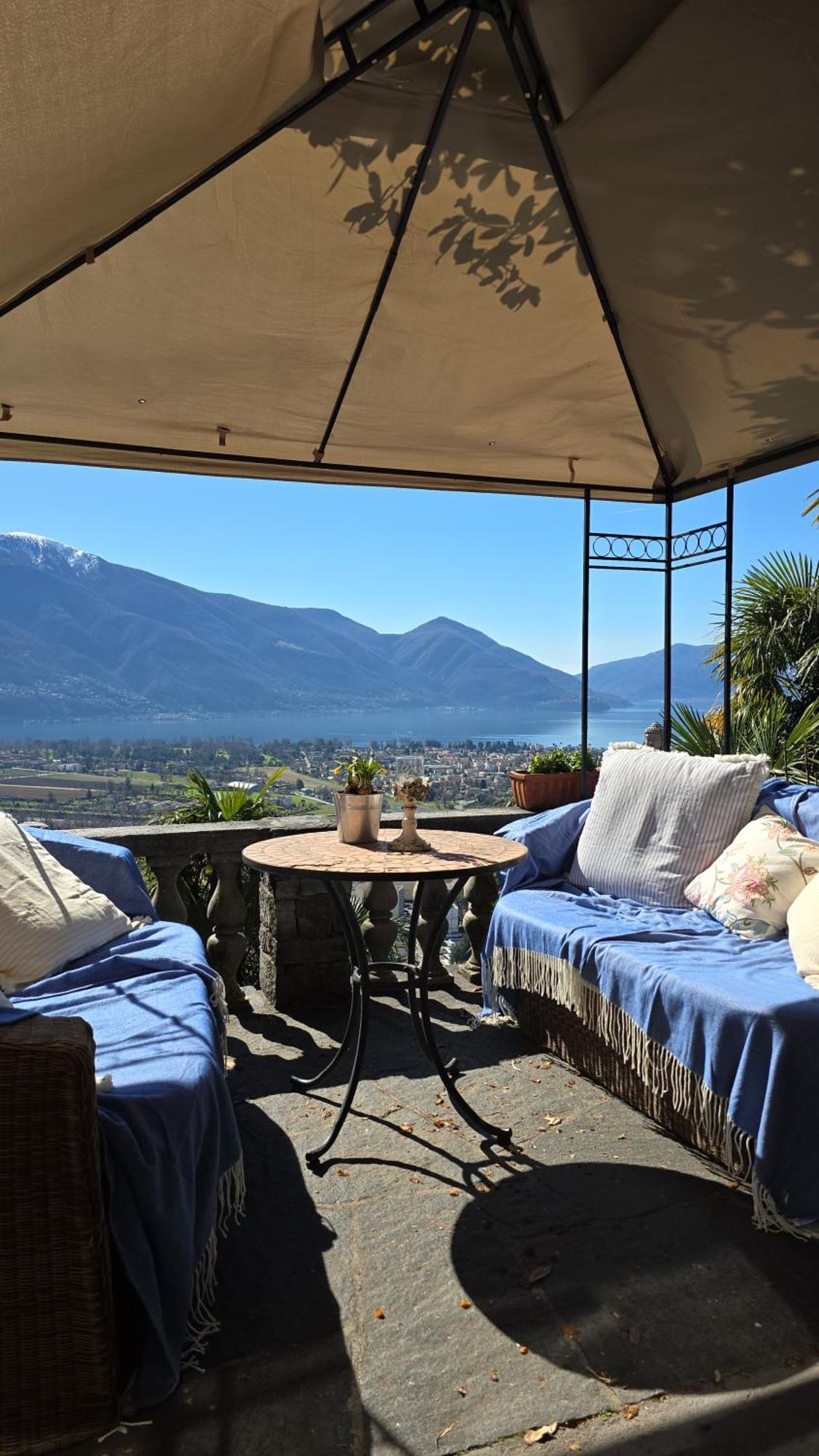 Pensione Olanda Locarno Buitenkant foto