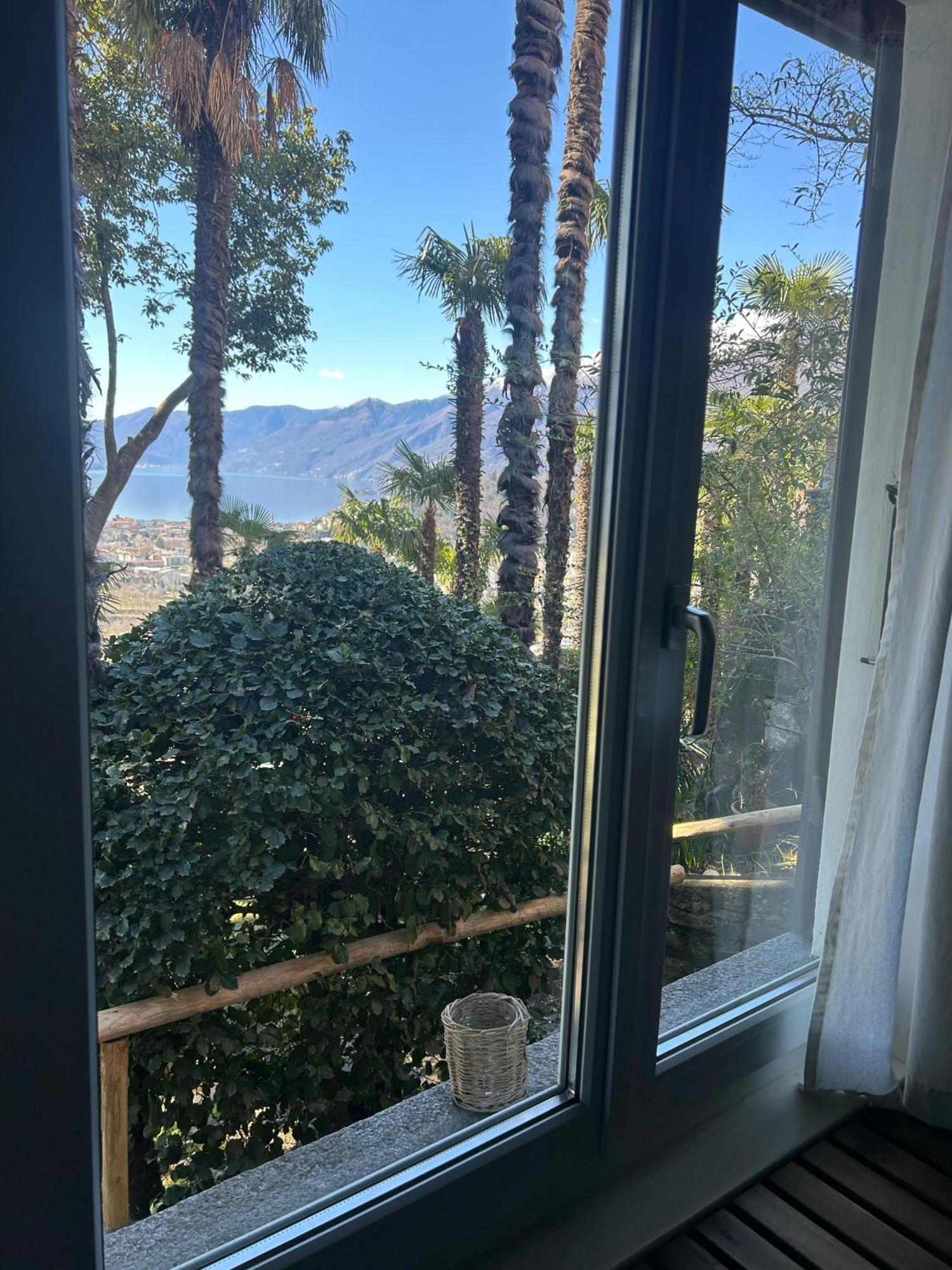 Pensione Olanda Locarno Buitenkant foto